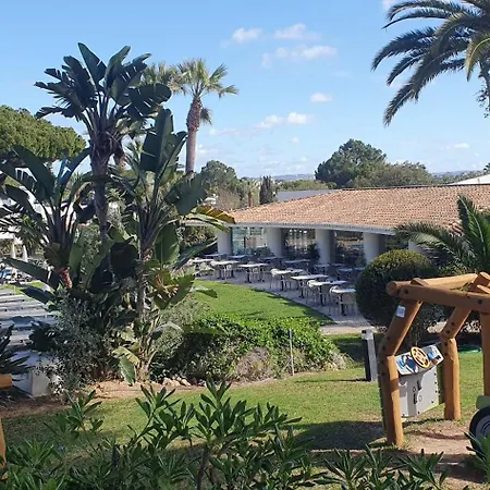 P209 Situe Au Sein De Balaia Golf Village البوفيرا